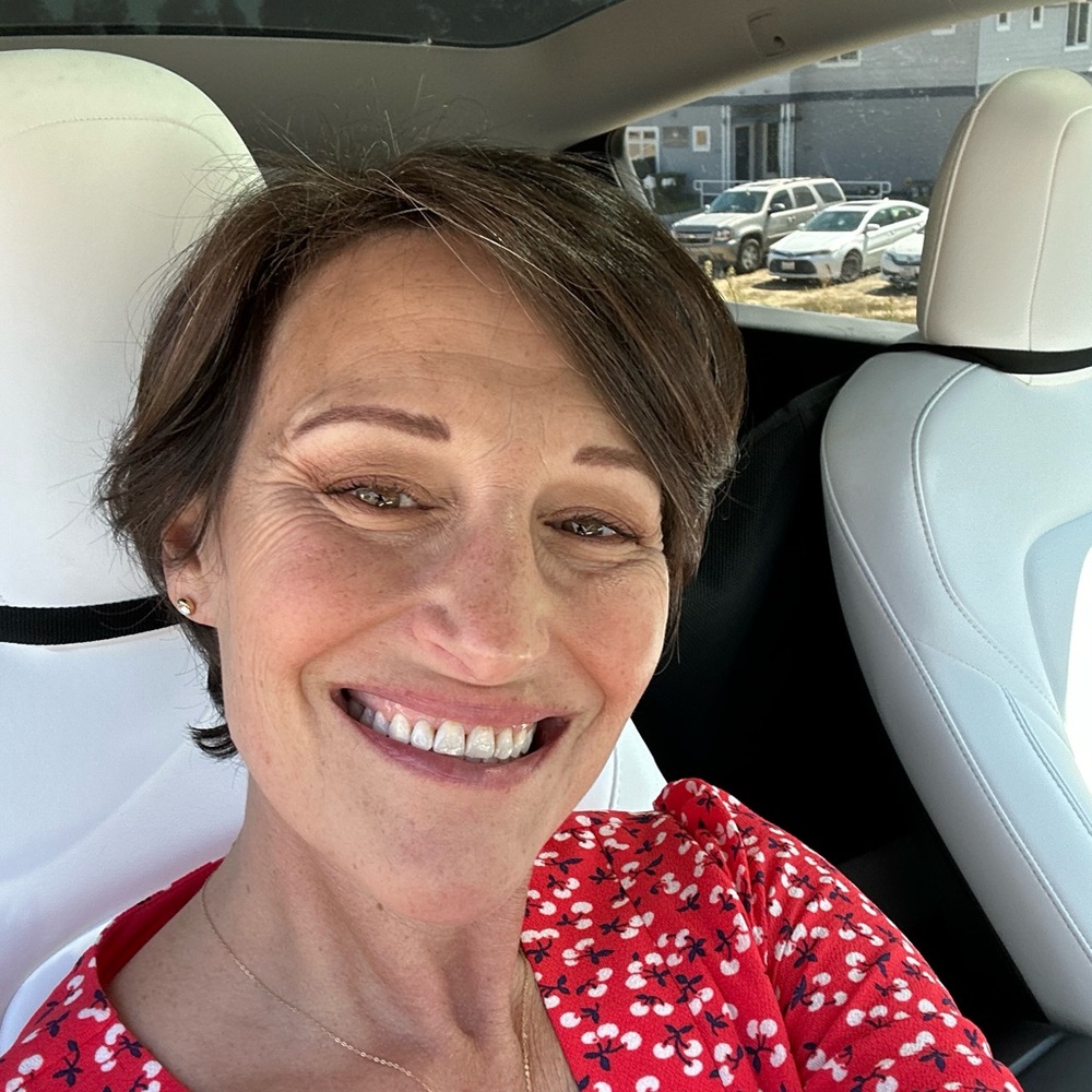 Meet your Posher, Gina